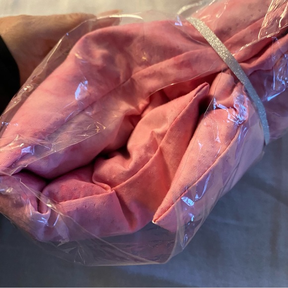 Hot Cold Pack in Pink. Handmade. Can put in microwave and freezer. - Picture 5 of 7